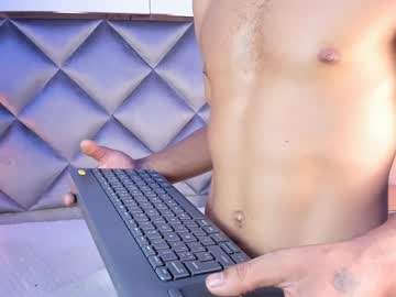 couple Free Sex Cams with yayi_derek