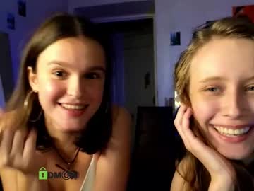 girl Free Sex Cams with gigi_and_margo