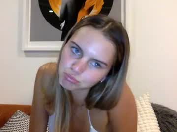 girl Free Sex Cams with goddesslyvenus