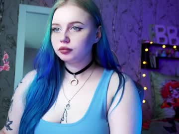 girl Free Sex Cams with moon_valkyriie