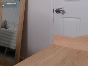girl Free Sex Cams with sexyskyee_