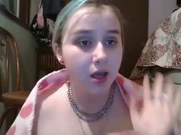 girl Free Sex Cams with kennydollxo