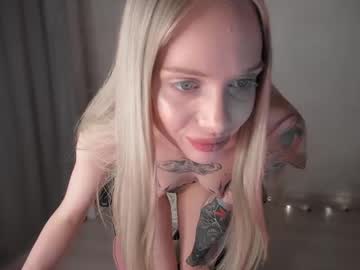 girl Free Sex Cams with avgustiiiina
