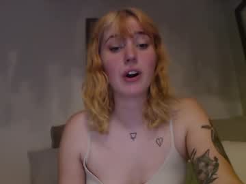 girl Free Sex Cams with sadiethemilf