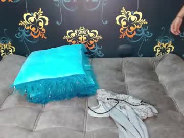 couple Free Sex Cams with skinnyx_cute18