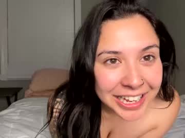 girl Free Sex Cams with juicy_latina96