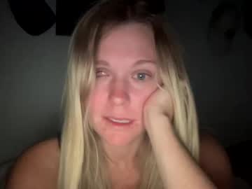 girl Free Sex Cams with beachbabi
