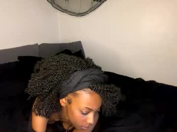 girl Free Sex Cams with trixie_luv