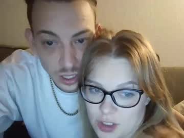couple Free Sex Cams with sexxyasscouple2000