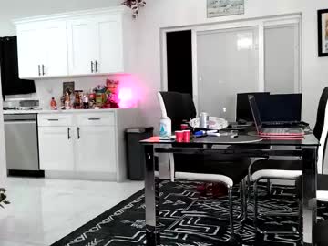 couple Free Sex Cams with mistie_hightops