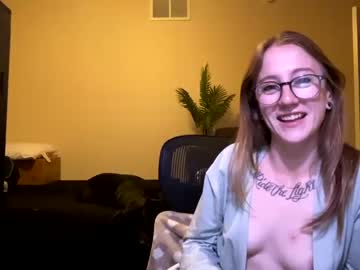 girl Free Sex Cams with slimthiccshady1