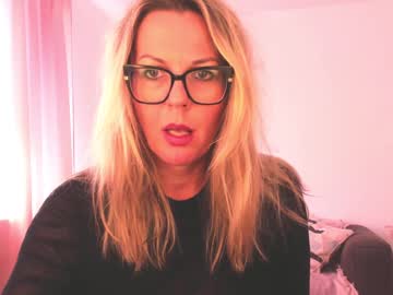 girl Free Sex Cams with esmimilf