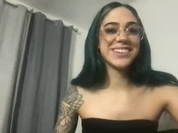 girl Free Sex Cams with mercedes_111