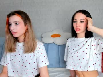 couple Free Sex Cams with misseliss