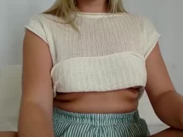 girl Free Sex Cams with innocentblonde789