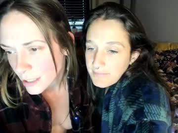 couple Free Sex Cams with sillygirlsxx