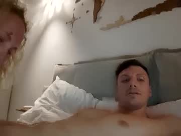 couple Free Sex Cams with fitblondie69